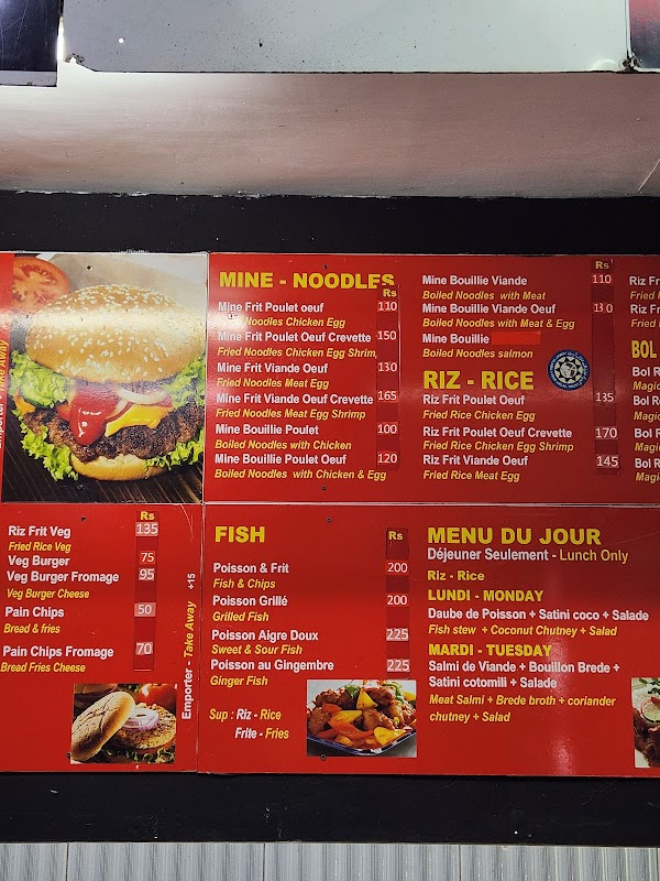 Snack local à Flic en Flac – Flic en Flac, près de la plage principale (photo 3)