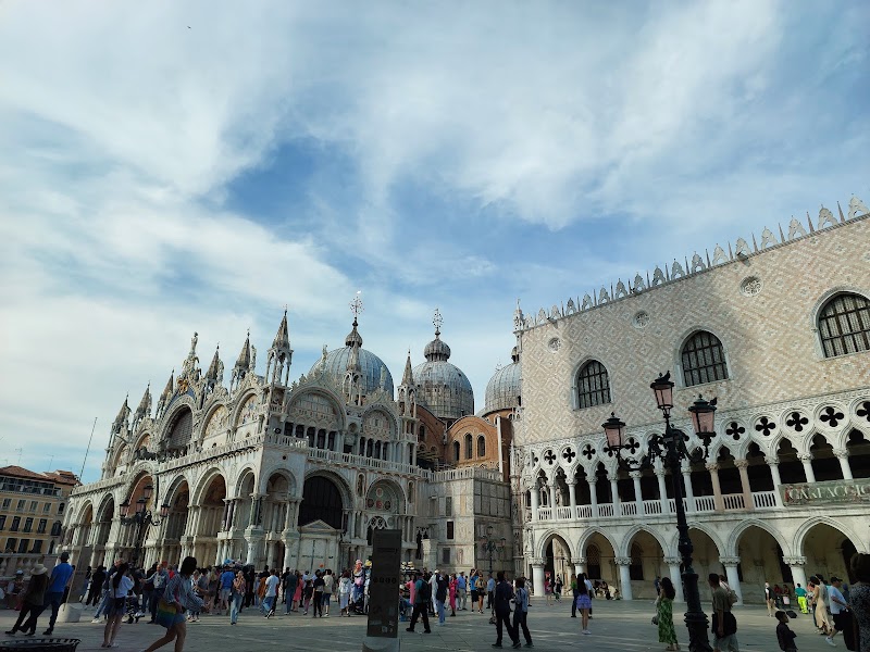 St. Mark's Basilica – San Marco, Venise (photo 2)