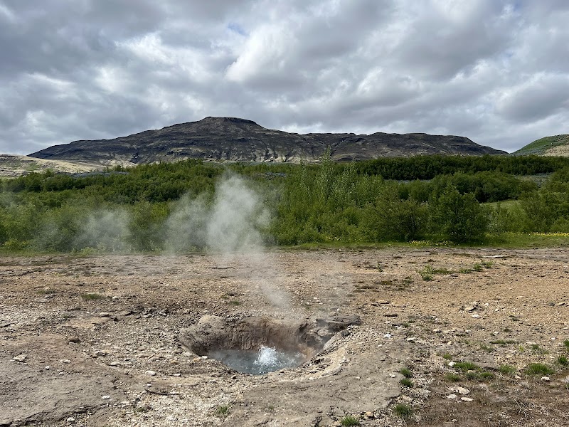 Strokkur Geyser Observation – Geysir, Golden Circle, Islande (photo 3)