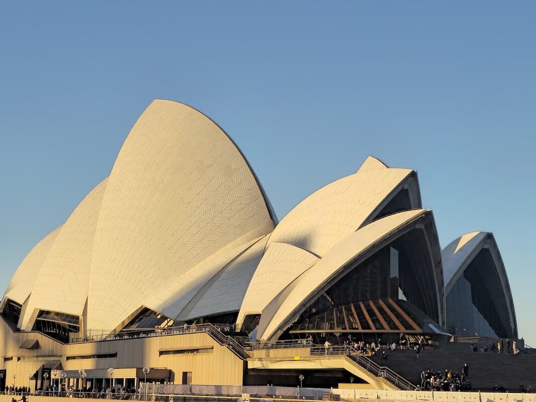 Sydney Opera House – Bennelong Point, Sydney NSW 2000, Australia (photo 1)