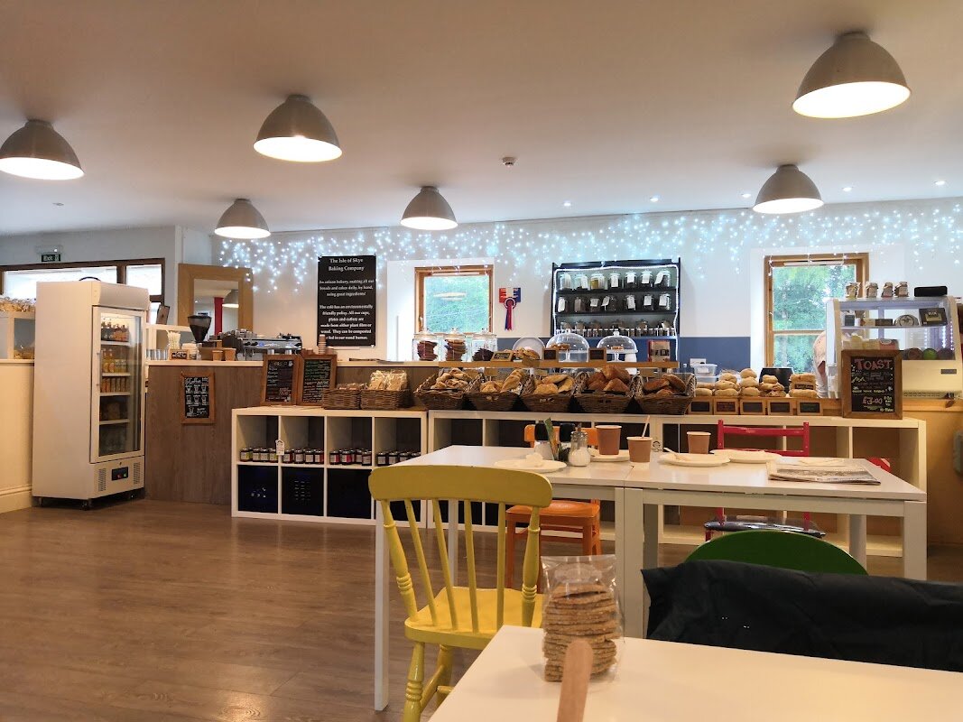 The Isle of Skye Baking Company – The Old Woollen Mill, Portree, Isle of Skye IV51 9DE, Écosse (photo 1)
