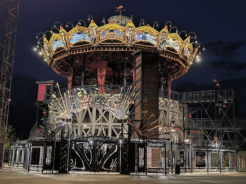 Tour du Carrousel des Mondes Marins – Parc des Chantiers, Boulevard Léon Bureau, 44200 Nantes (photo 2)