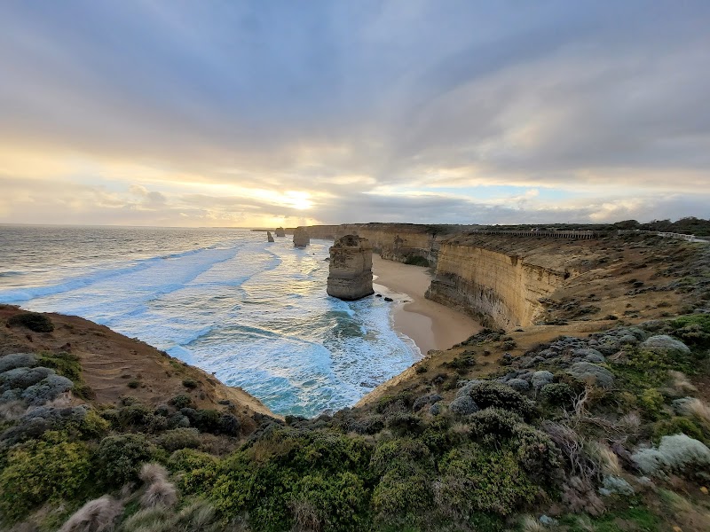 Twelve Apostles Viewing – Twelve Apostles, Port Campbell National Park (photo 2)