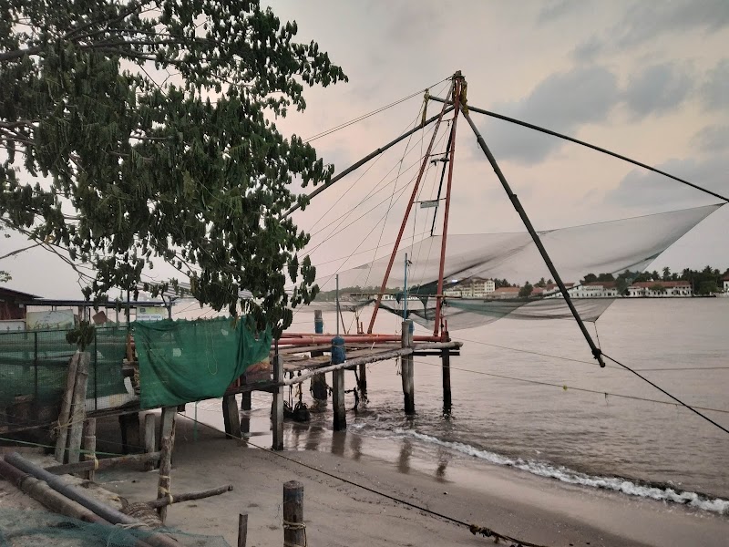 Visite des filets de pêche chinois au coucher du soleil – Fort Kochi Beach (photo 2)