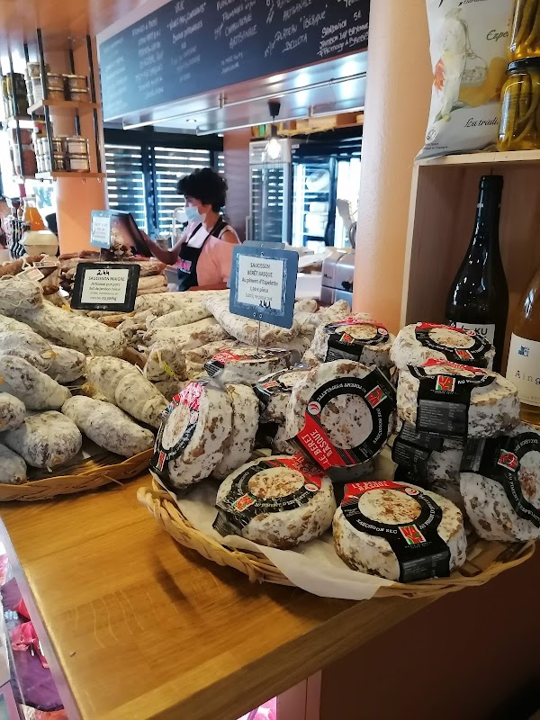 Visite des Halles de Bayonne – Place des Halles, 64100 Bayonne (photo 3)
