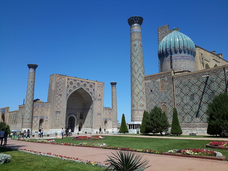 Visite du Registan – Place du Registan, Samarcande (photo 2)