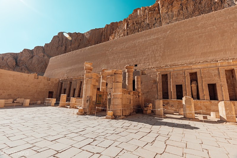 Visite du Temple d'Hatchepsout – Deir el-Bahari, Rive Ouest, Louxor, Égypte (photo 3)