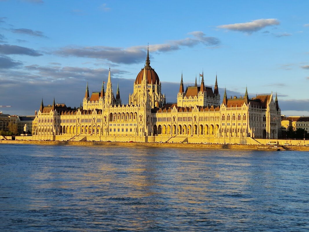 Visite guidée Parlement hongrois et grande salle – District V, Budapest (photo 1)