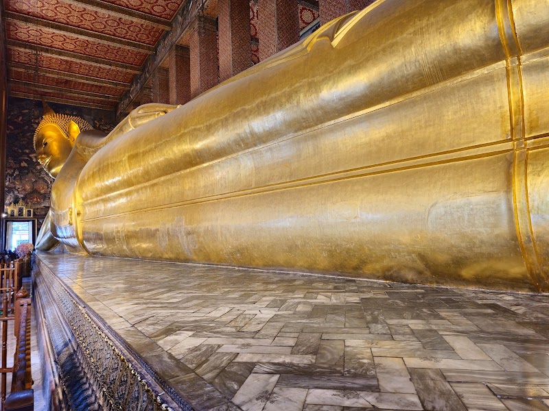 Wat Pho – Phra Borom Maha Ratchawang, Bangkok (photo 2)
