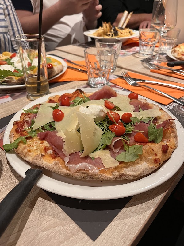 Zaino Pizzeria – Avenue des Sources, 74500 Évian-les-Bains (photo 2)