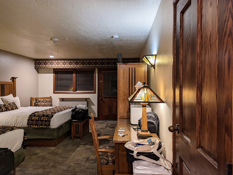 Zion Lodge Dining – Zion National Park Lodge, Zion National Park (photo 2)