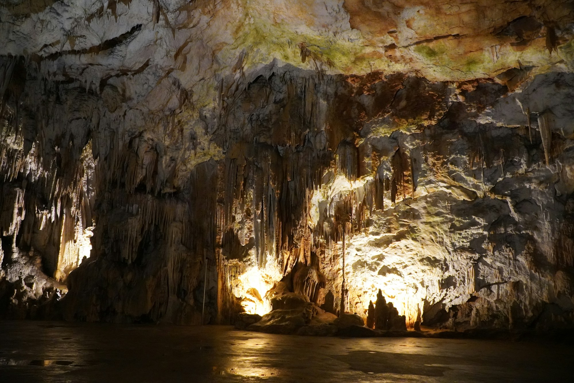 Cave formations in a Slovenian cavern — caving in Slovenia