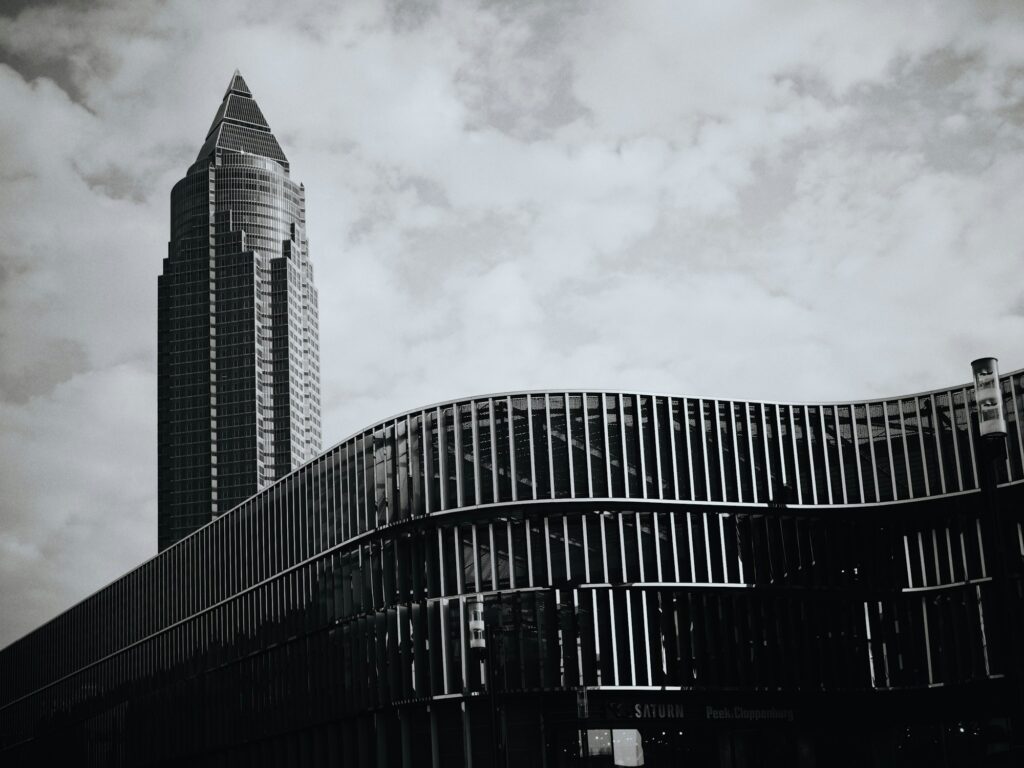 Terminal 3 de l'aéroport de Francfort, vue extérieure de l'architecture moderne