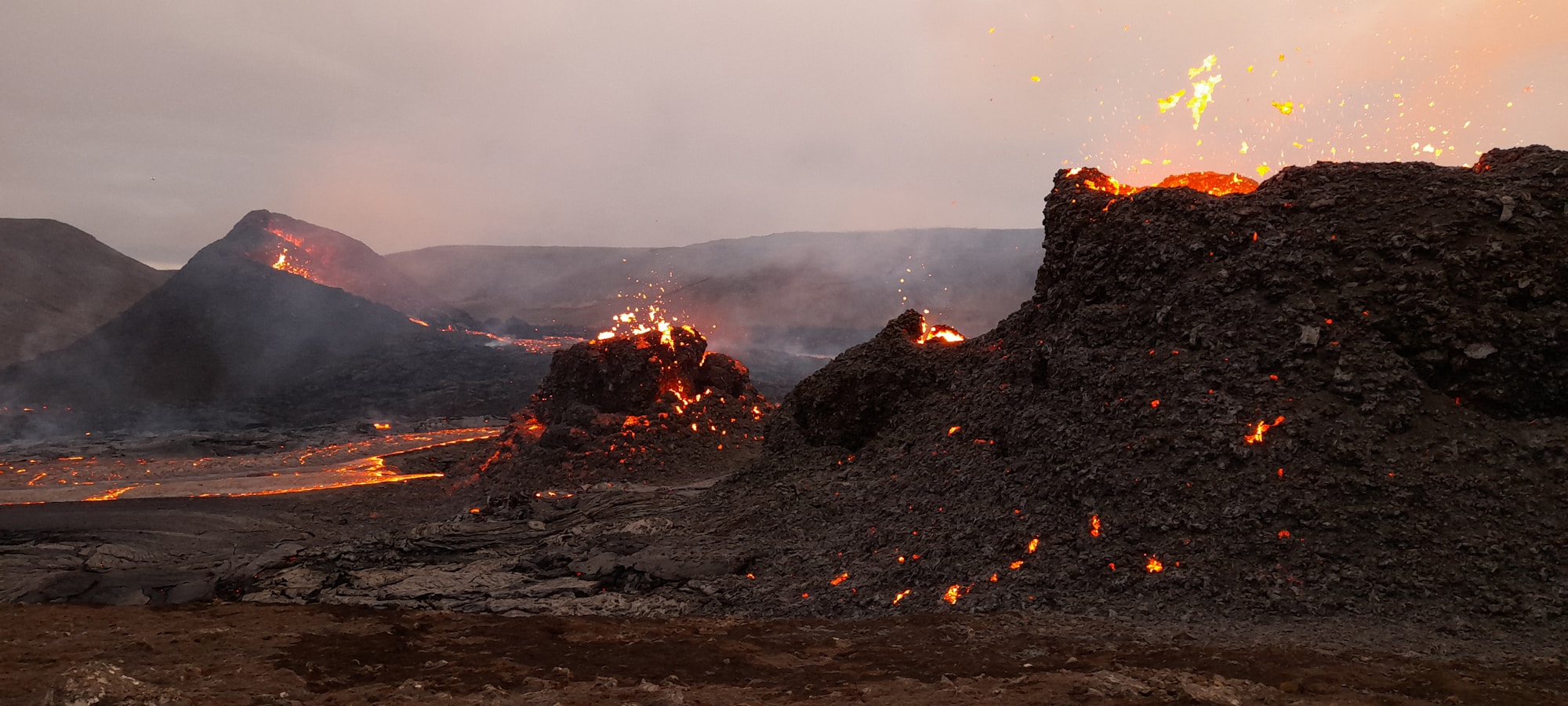 Coulée de lave sur la péninsule de Reykjanes, Islande