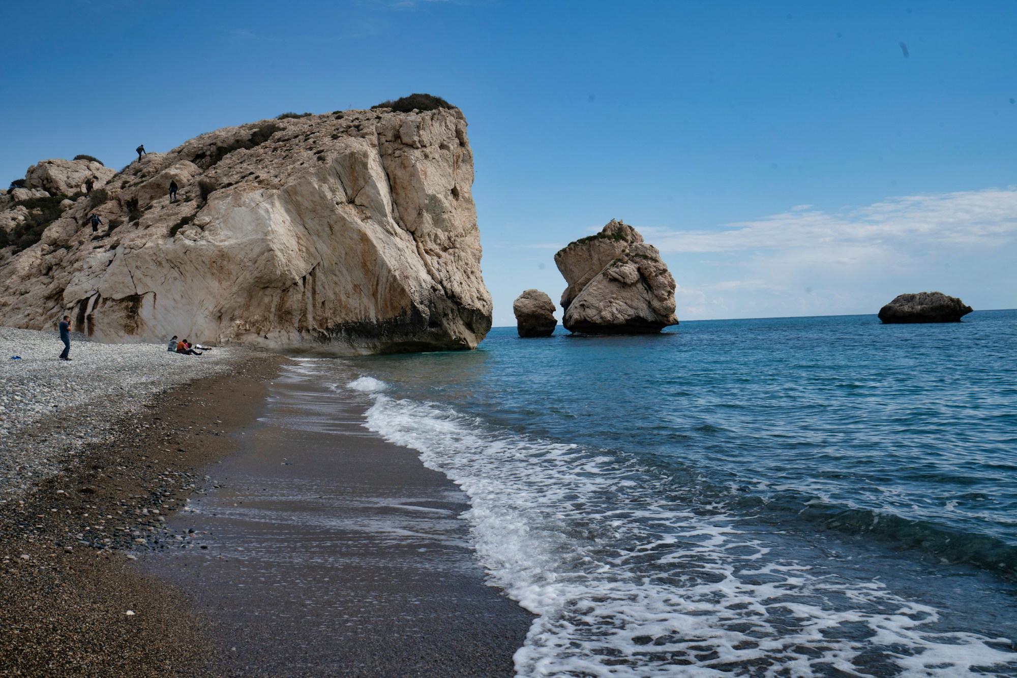 Plage et rocher d'Aphrodite à Petra tou Romiou sur la côte de Chypre