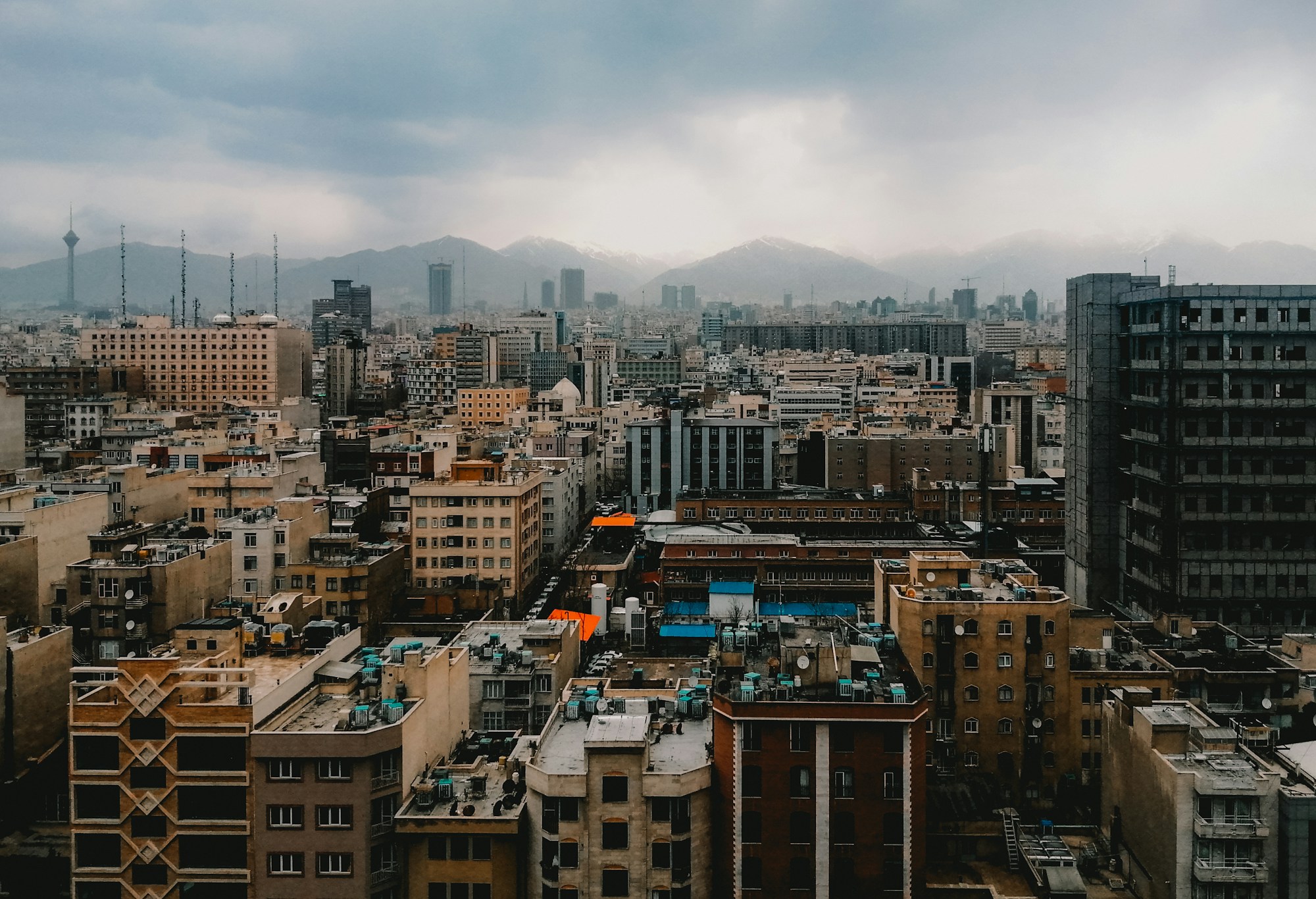 Vue de Téhéran, capitale de l'Iran, depuis une hauteur