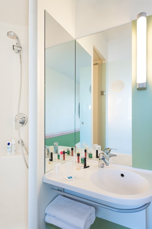 Ibis Budget Roissy CDG Le Mesnil-Amelot – Rue de la Belle Borne, 77990 Le Mesnil-Amelot, France (photo 3)