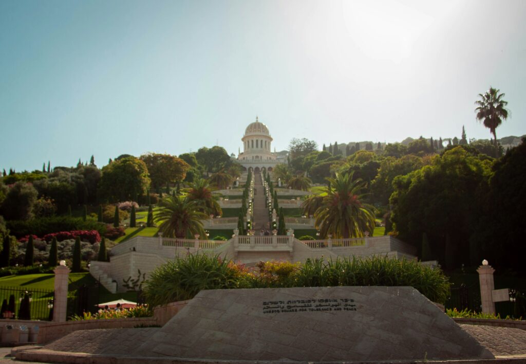 Les Jardins Bahá'ís en terrasses sur le mont Carmel à Haïfa, Israël