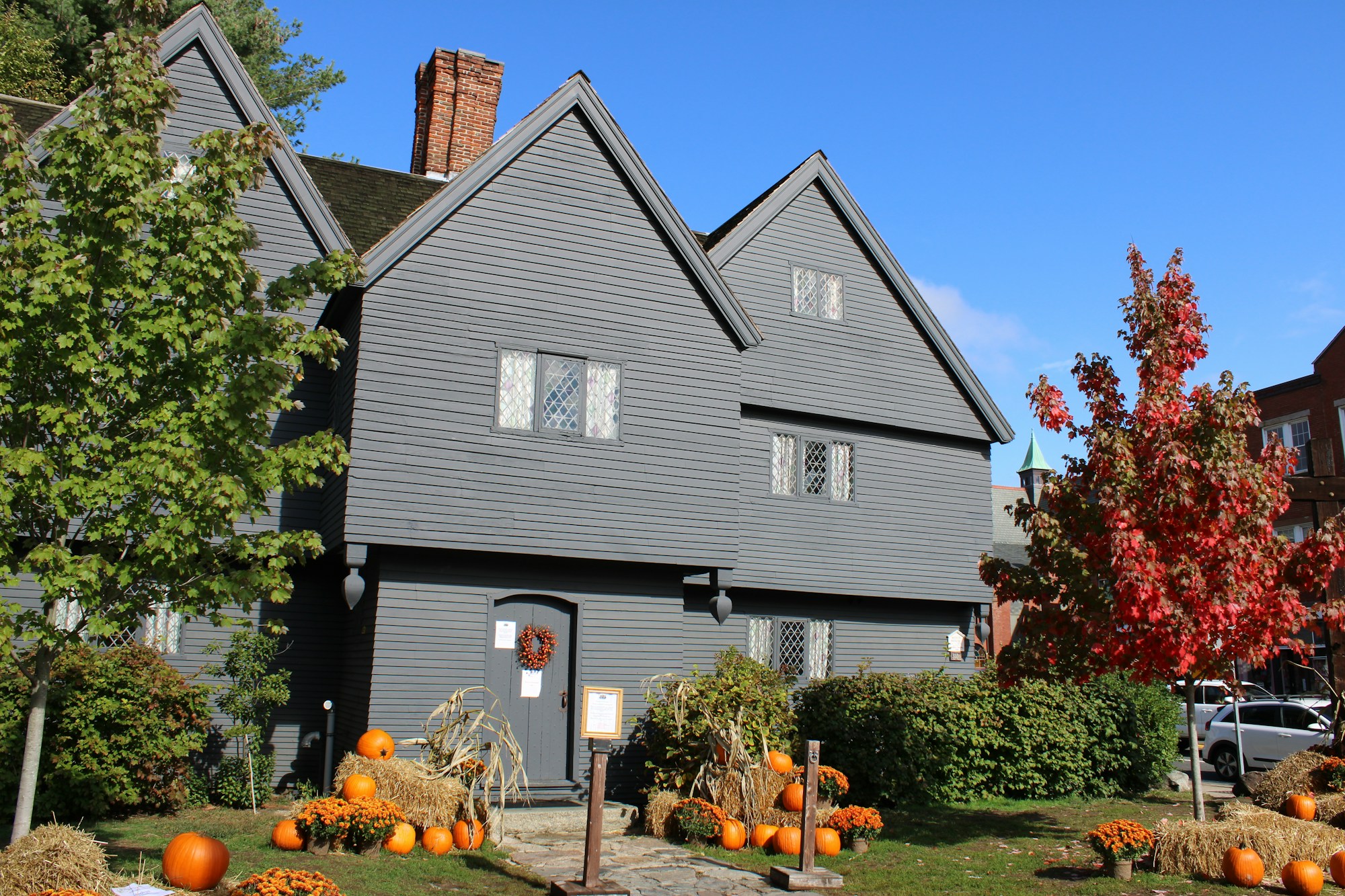The Witch House (Jonathan Corwin House) in Salem, Massachusetts, decorated with pumpkins for autumn
