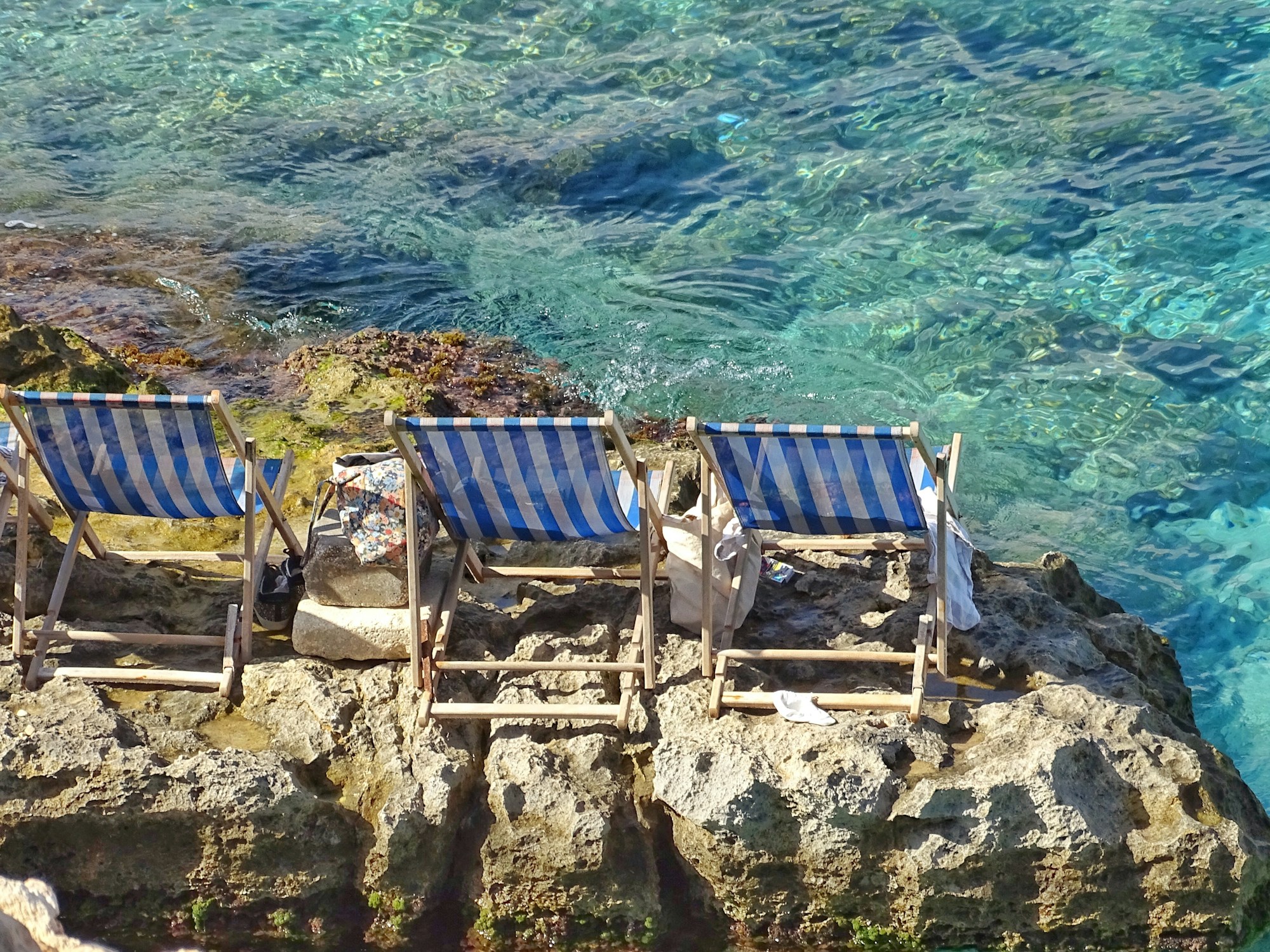 Blue Lagoon de Comino à Malte — alternative méditerranéenne à Chypre