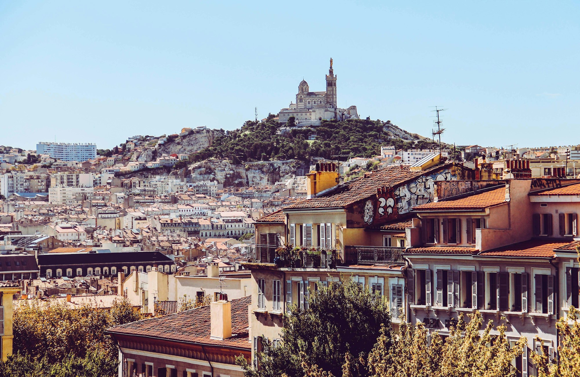 Vue panoramique sur la ville de Marseille dans le sud de la France, desservie par Transavia depuis Orly à seulement 45 €