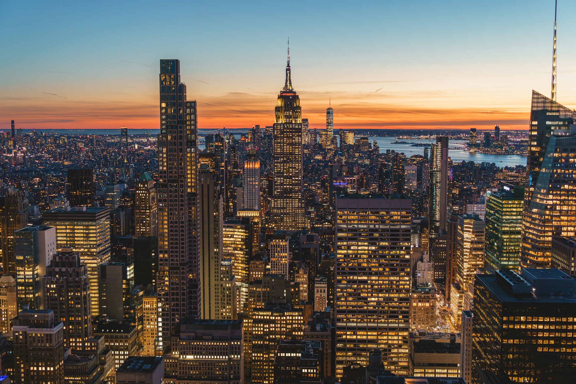 Manhattan skyline at dusk — New York City for Rosh Hashana and Yom Kippur 2026