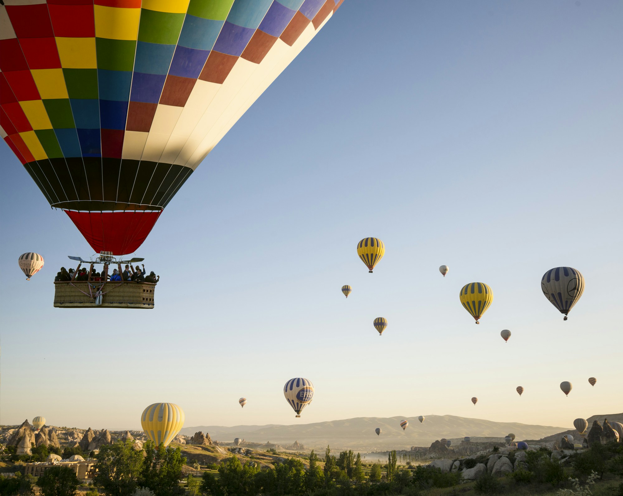 Vols en montgolfière au lever du soleil sur la Cappadoce, Turquie
