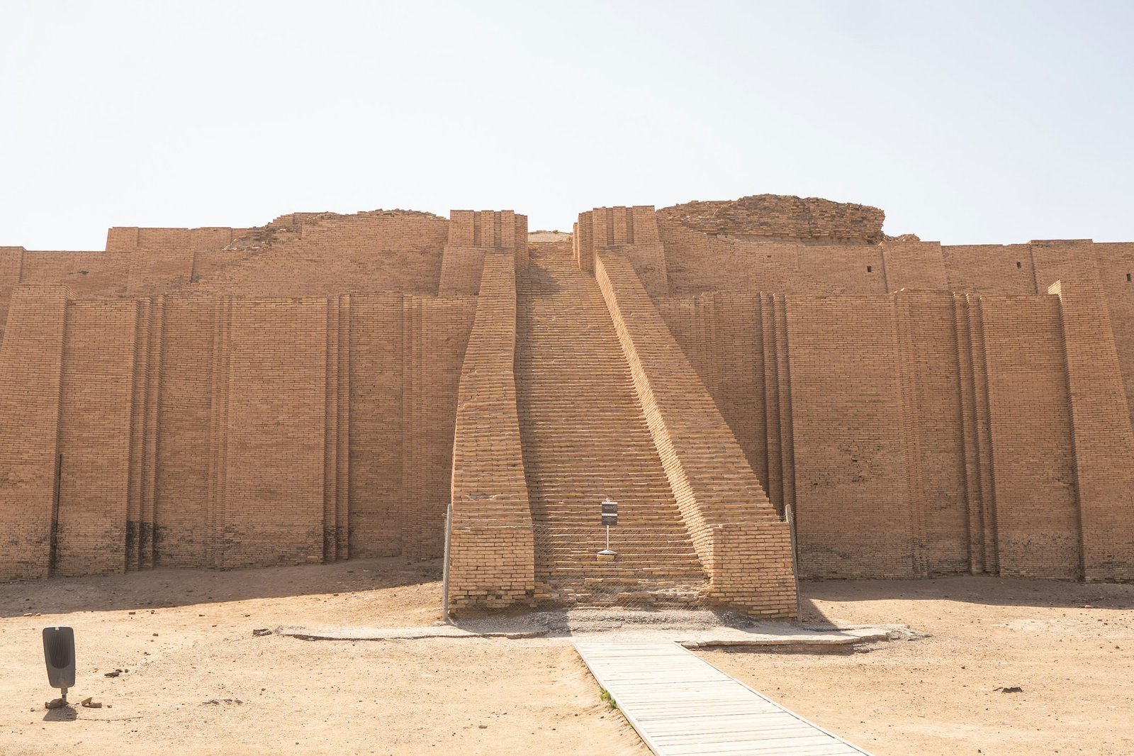 The Great Ziggurat of Ur, Dhi Qar province, Iraq — Sumerian city of Mesopotamia