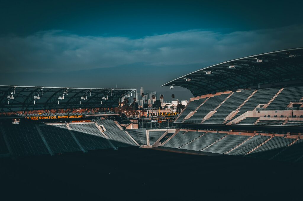Foule de supporters dans un grand stade lors de la Coupe du Monde 2026