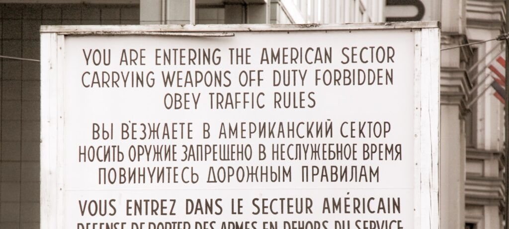 Tour privé Guerre froide espionnage Mur de Berlin et East Side Gallery