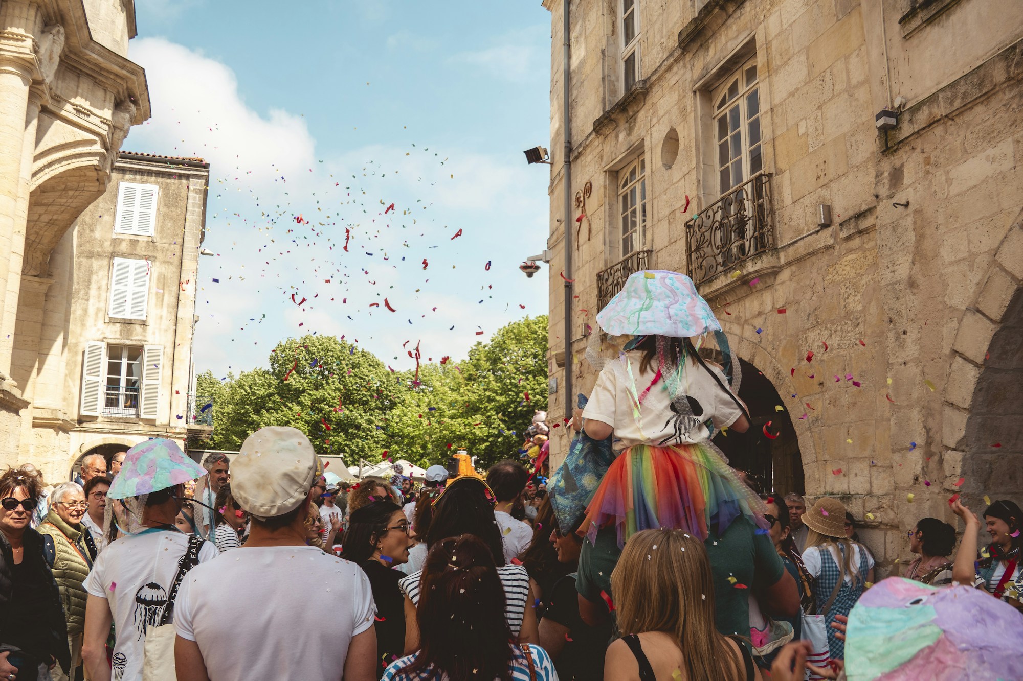 Feria gasconne dans un village du Gers, fête de la Pentecôtavic à Vic-Fezensac 2026