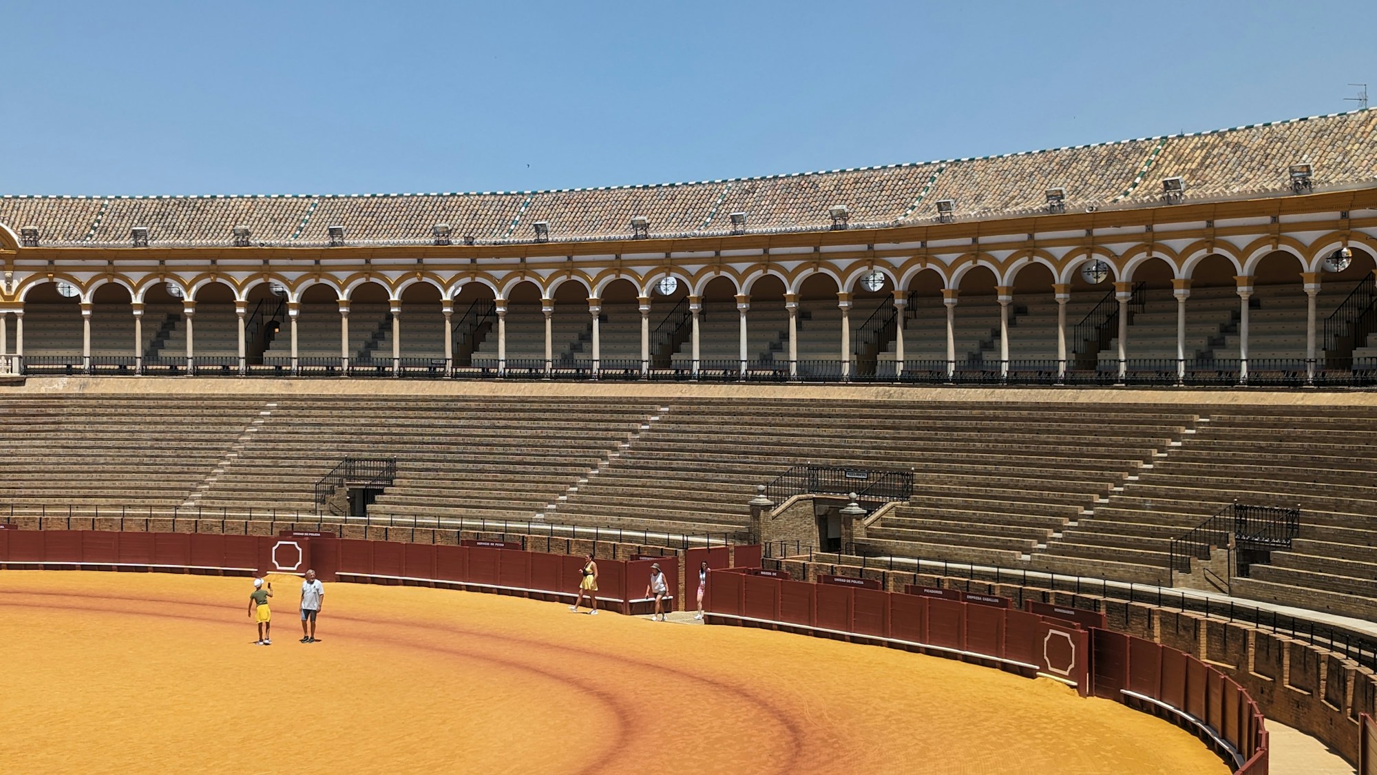 Plaza de Toros de Pamplona antes de una corrida de la Feria del Toro