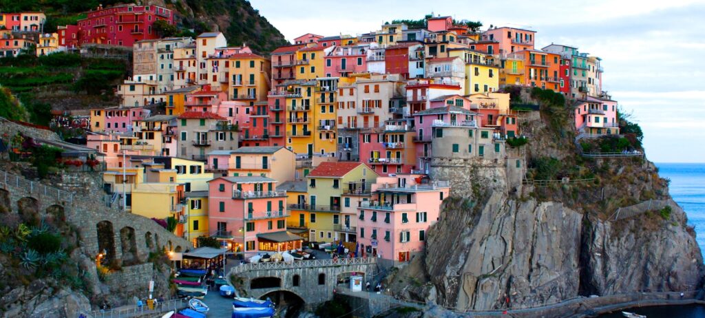 Sunset Boat Tour Cinque Terre depuis Monterosso — apéritif et petit groupe