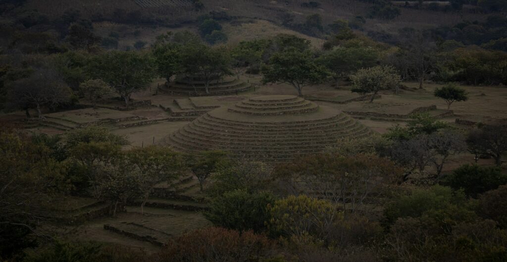 Journée authentique dans un village zapotèque — tisserands et rituels des vallées centrales d'Oaxaca