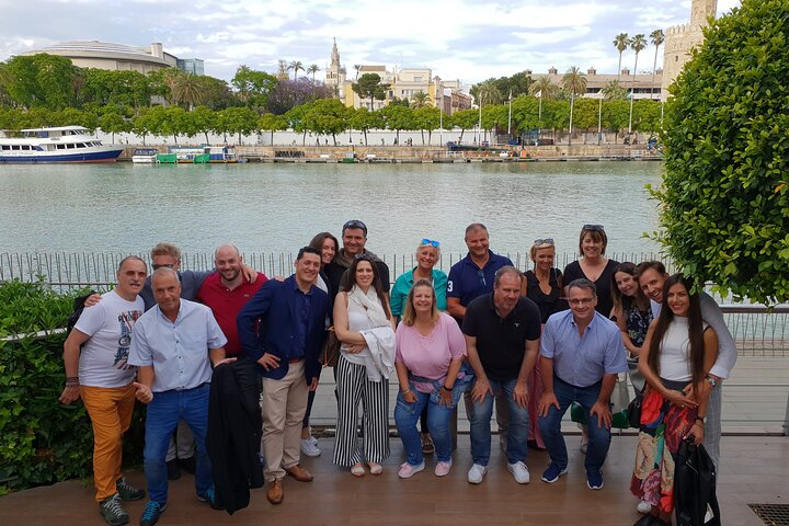 Facade of Hotel Alfonso XIII in Seville, starting point of a private walking tour