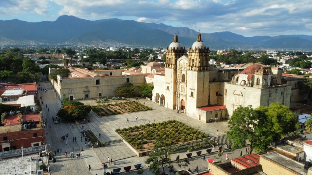 Mythologie urbaine et art colonial d'Oaxaca — visite guidée à pied centre historique UNESCO