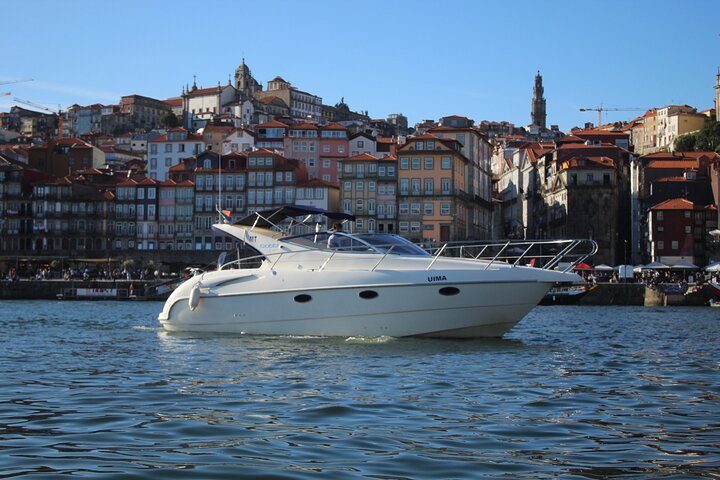 Croisière privée yacht Porto 6 ponts feux artifice São João Douro