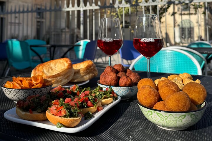 Street food baroque de Lecce — pasticciotto et rustico dans les ruelles historiques