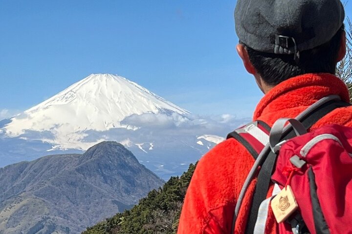 Traversée caldeira Hakone hors-sentiers battus — randonnée volcanique onsen