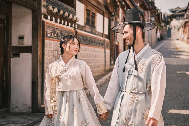Photoshoot hanbok au palais Gyeongbokgung de Séoul, costume traditionnel Joseon