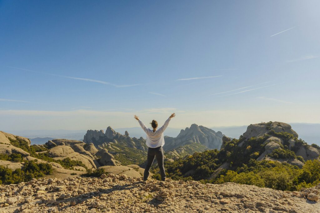 Randonnée pédestre premium à Montserrat avec visite du monastère en petit groupe