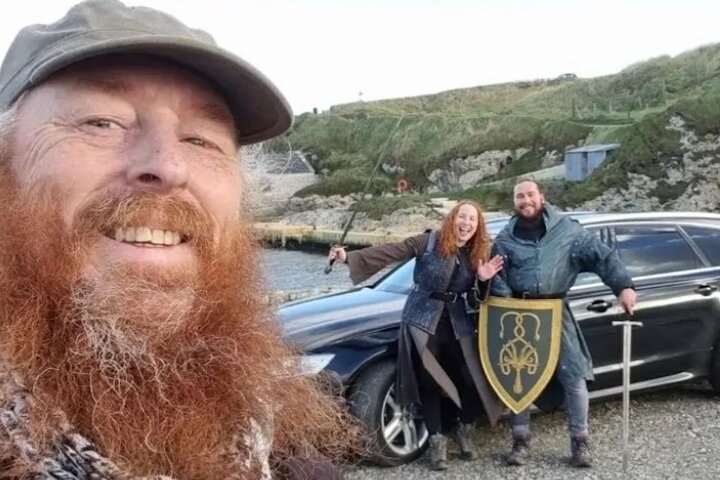 Visite privée Game of Thrones en Audi A6 avec Richard Dormer acteur Belfast Irlande du Nord