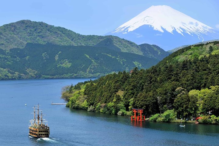 Visite privée 6h Hakone guide gouvernemental — Owakudani fumeroles lac Ashi