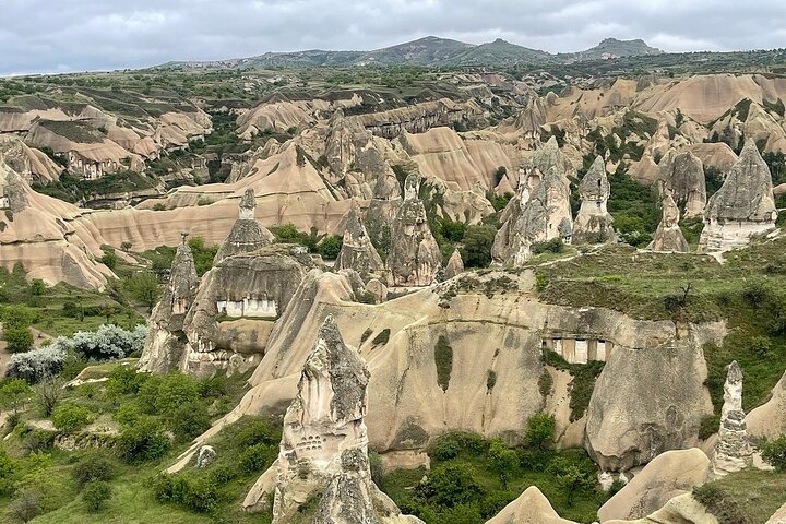 Visite privée journée complète Cappadoce — Göreme, Uchisar et ville souterraine de Kaymakli