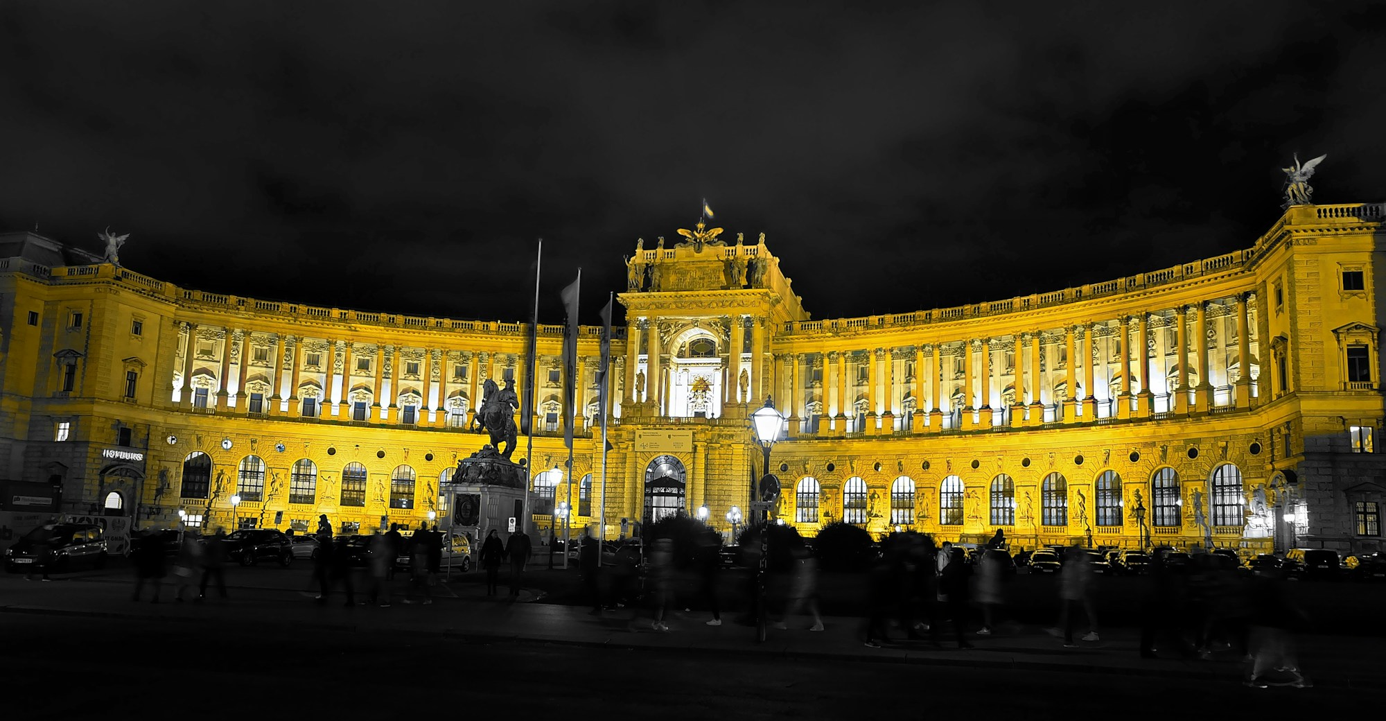 Wien bei Nacht beleuchtet — österreichische Hauptstadt Gastgeber des Eurovision 2026 vom 12. bis 16. Mai