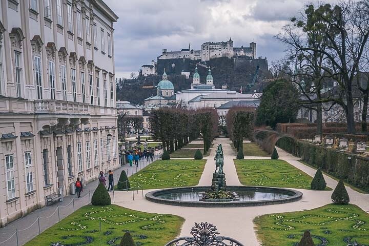 Visite guidée à pied dans la vieille ville de Salzbourg, angle historique baroque et Anschluss 1938