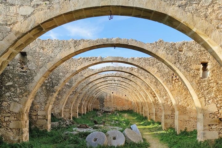 Villages traditionnels de Crète lors d'une visite privée tout compris depuis La Canée