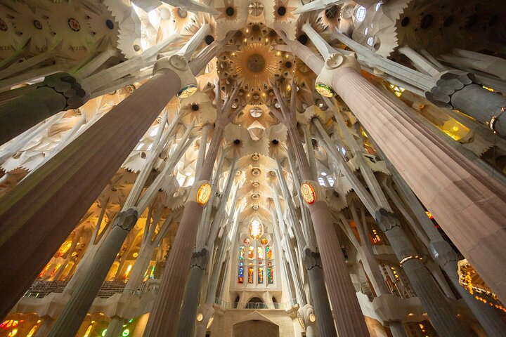 Visite guidée Sagrada Familia billet coupe-file groupe — 190179P1