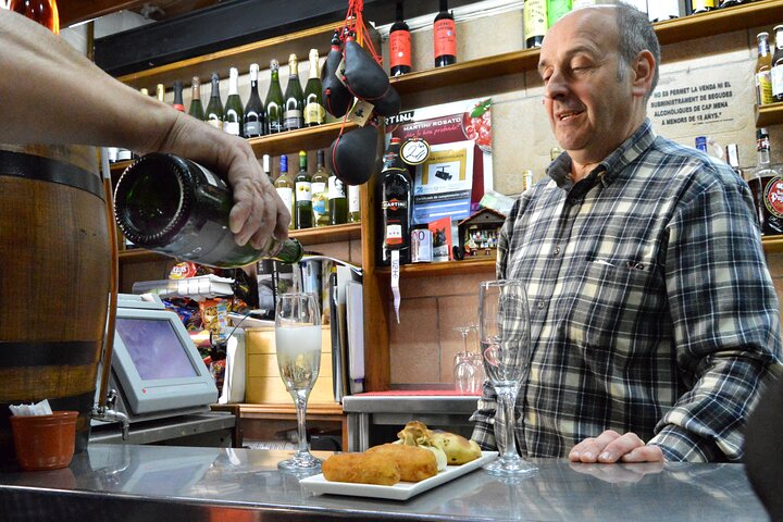 Visite des bodegas barcelonaises tradition du quartier vins en vrac