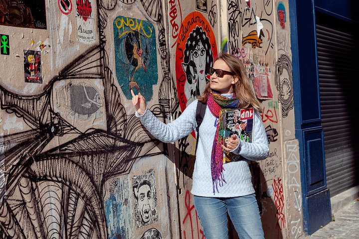 Montmartre Street Art Tour avec artiste professionnel Moulin Rouge Nemo Space Invaders